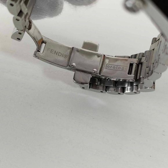 Fendi watch - Picture 10 of 10
